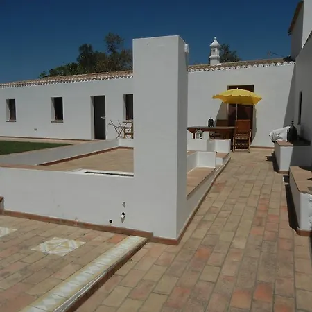 Casa Da Escola Guest house