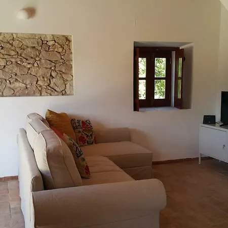 Casa Da Escola Boliqueime